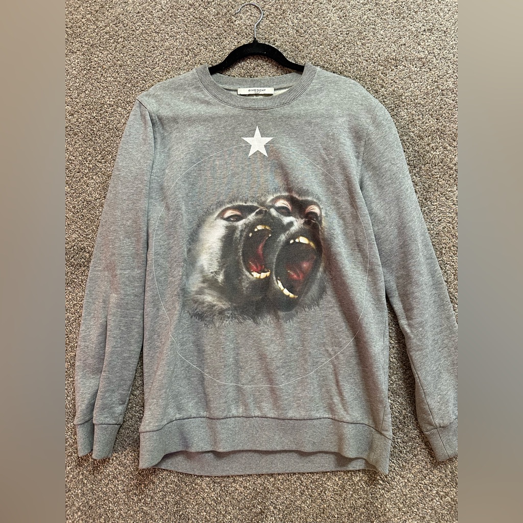 Givenchy Sweatshirt Size